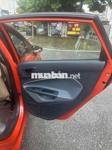 bán ford fista sx 2012 số tự động, như mới