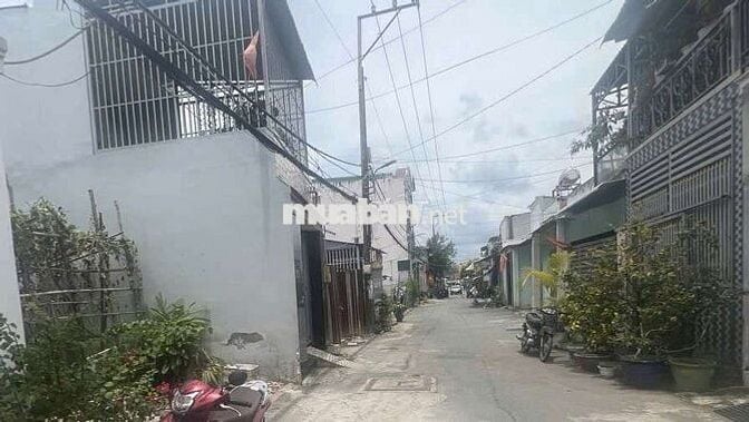 Đất đường xe tải đào tông Nguyên nhà bè