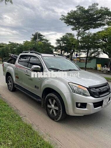 Isuzu Dmax 2016 LS 2.5 4x2 AT - 158000 km