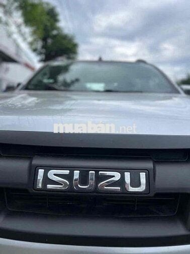 Isuzu Dmax 2016 LS 2.5 4x2 AT - 158000 km