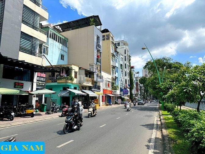BÁN NHÀ GÓC 2 MẶT TIỀN VIEW SÔNG : 1068 TRƯỜNG SA - P. 12 