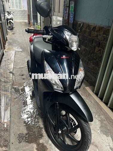 xe mua mới 1 chủ xe nhà đi kỷ zin95% xem xe thich