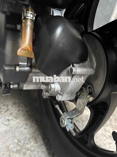 xe mua mới 1 chủ xe nhà đi kỷ zin95% xem xe thich