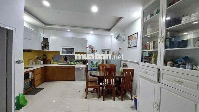 Cho thuê nhà gần chợ Hiệp Bình,/hiệp bình,p.HBC full NT 15tr TL