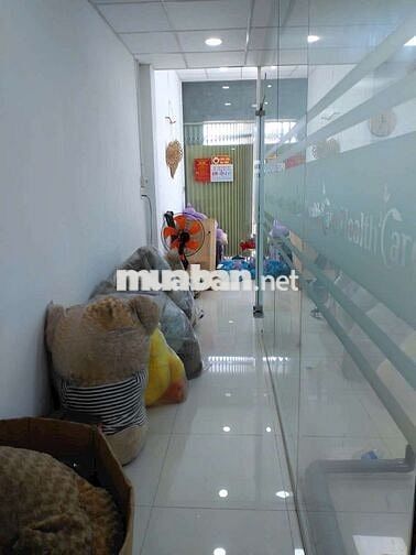 Nhà nguyên căn đường 5m gần sát ql13