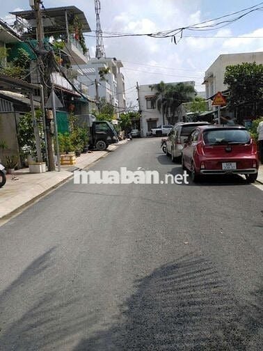 Nhà nguyên căn đường 5m gần sát ql13