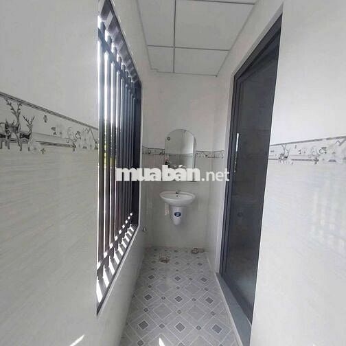 Cô năm cần bán căn nhà mặt tiền 129m2 870 triệu thương lượng