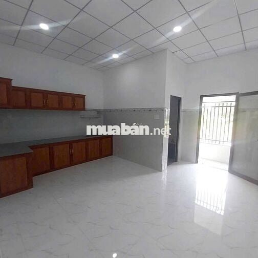 Cô năm cần bán căn nhà mặt tiền 129m2 870 triệu thương lượng