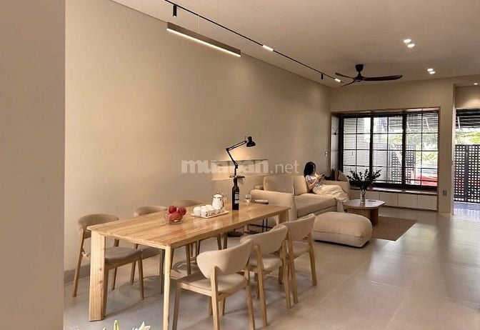 BÁN NHÀ 1T/1L MT KINH DOANH NGAY TRUNG TÂM NGÃ 4 SỞ SAO