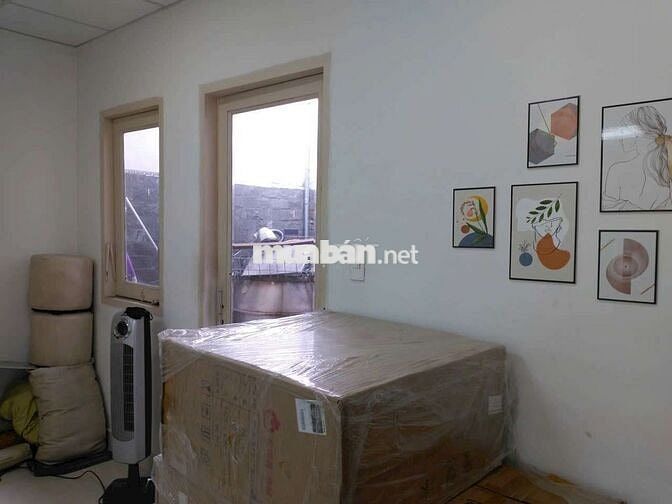 Nhà nguyên căn đường 5m gần sát ql13