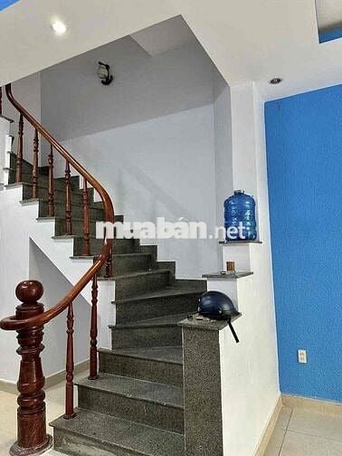 Cho thuê nhà gần cầu Gò Dưa,/Ngô Chí Quốc,p.Bình Chiểu TĐ 3 tầng 10tr