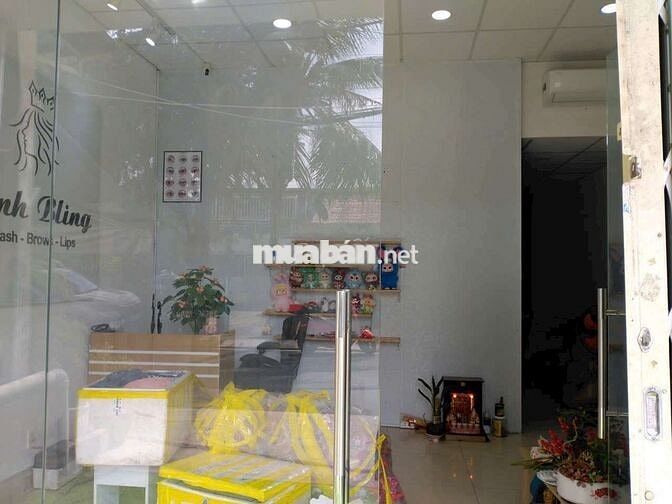 Nhà nguyên căn đường 5m gần sát ql13