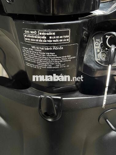 xe mua mới 1 chủ xe nhà đi kỷ zin95% xem xe thich