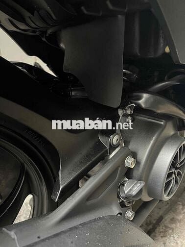 xe mua mới 1 chủ xe nhà đi kỷ zin95% xem xe thich