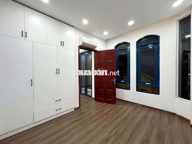 Biệt thự góc 2 MT sát Nguyễn Văn Trỗi 75m2 6 tầng hầm thang máy hồ bơi