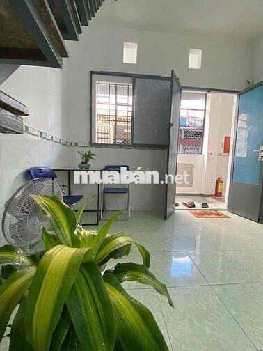 Dạng 1 TẦNG TRỆT 1 LẦU NGAY BẾN XE MIỀN ĐÔNG CŨ