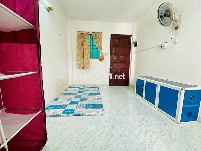 Phòng trọ nữ NVVP 18 m2 WC riêng hẻm rộng 8m Phú Nhuận gần chợ sân bay