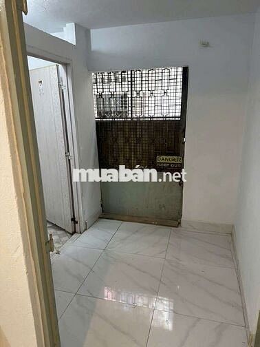 Cho thuê nhà nguyên căn.Đường Nguyễn Kiệm.Phường 9.Q.Phú Nhuận