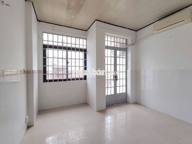 Căn Nhà Đẹp Cho Thuê - 3 Phòng Ngủ, 2 WC, Giá 12,5 Triệu!