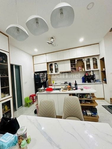 Chủ bán gấp căn Phú Nhuận chào giá 3tỷ hơn , có shr hẻm xe hơi 60m2 