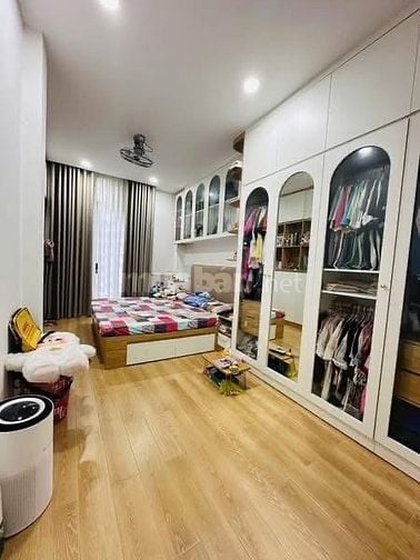 Chủ bán gấp căn Phú Nhuận chào giá 3tỷ hơn , có shr hẻm xe hơi 60m2 