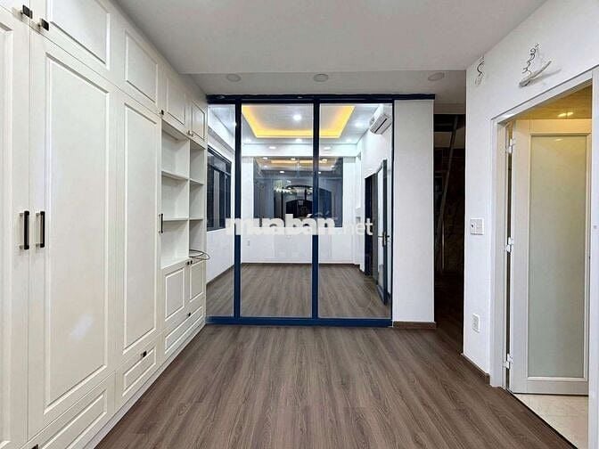 Biệt thự góc 2 MT sát Nguyễn Văn Trỗi 75m2 6 tầng hầm thang máy hồ bơi