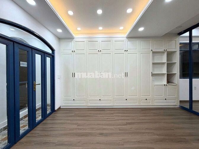 Biệt thự góc 2 MT sát Nguyễn Văn Trỗi 75m2 6 tầng hầm thang máy hồ bơi