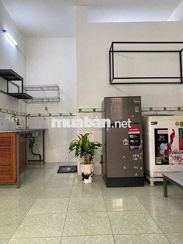 Dạng 1 TẦNG TRỆT 1 LẦU NGAY BẾN XE MIỀN ĐÔNG CŨ