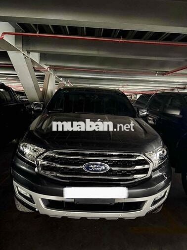 Ford Everest Titanium 4x2 Màu Xám lông chuột 2019