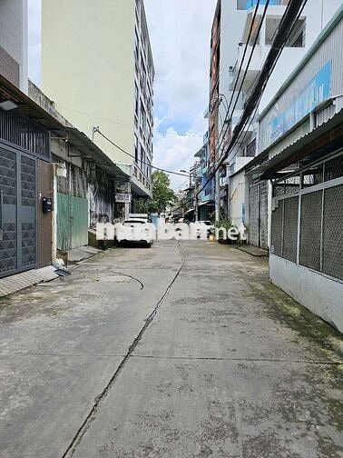 Nhà 4 Tầng đường Hậu Giang Quận 6.DT: 3mX18m Nở Hậu Tài Lộc.Chỉ 5.6 Tỷ