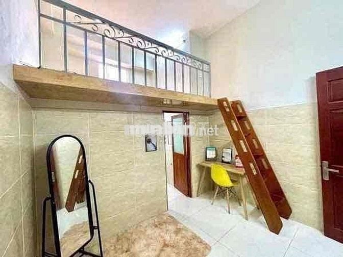 pass phòng gấp về quê ở được 4 người