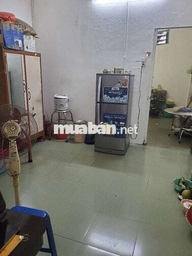 Nhà Trung Tâm Q6 , HXH hiếm , giá rẻ . Hậu Giang