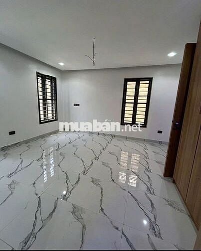 NHÀ ĐẸP KHU K300 -102C Nguyễn Minh Hoàng P12 Q.TB 6X18 350m sàn 4 tầng