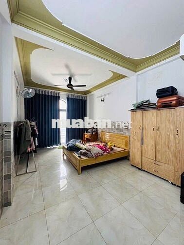 Cho Thuê Nhà Gần KCN Tân Bình. DT 4.5 x 15m trệt lửng 2 lầu sân thượng