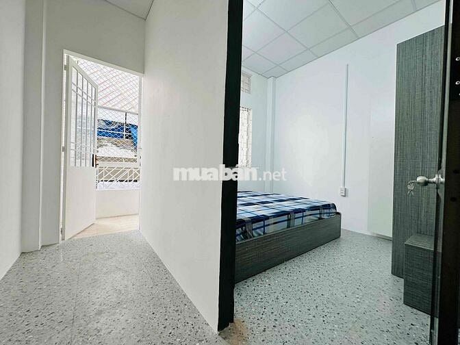 CĂN HỘ 1 PHÒNG NGỦ 50m2, BAN CÔNG, FULL NỘI THẤT, MÁY GIẶT RIÊNG