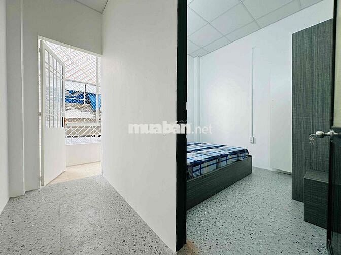 CĂN HỘ 1 PHÒNG NGỦ 50m2, BAN CÔNG, FULL NỘI THẤT, MÁY GIẶT RIÊNG