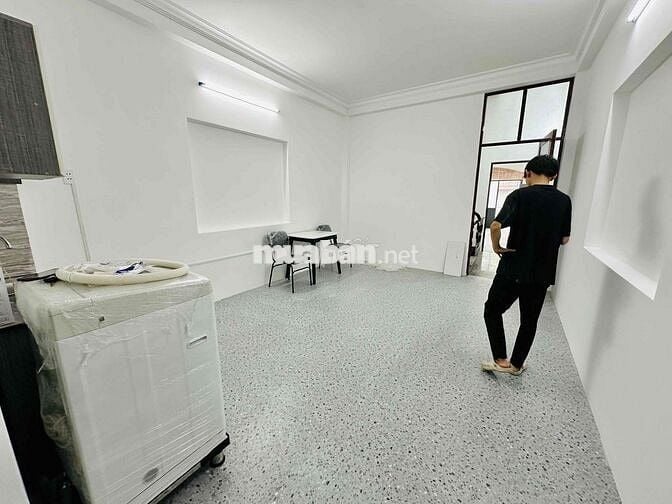 CĂN HỘ 1 PHÒNG NGỦ 50m2, BAN CÔNG, FULL NỘI THẤT, MÁY GIẶT RIÊNG