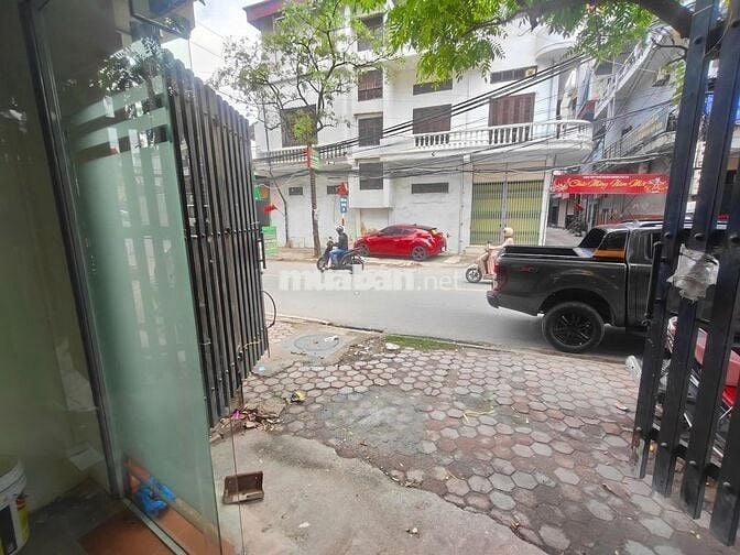 CHO THUÊ MBKD gần ga Văn Khê 80m2 giá 7tr