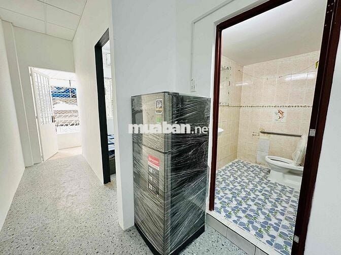 CĂN HỘ 1 PHÒNG NGỦ 50m2, BAN CÔNG, FULL NỘI THẤT, MÁY GIẶT RIÊNG