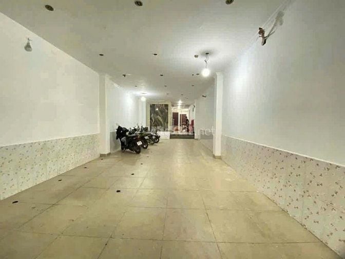 Bán nhà mặt tiền Nguyễn Văn Quá Q12, 5mx30m, căn hộ 20 phòng -19tỷ5 