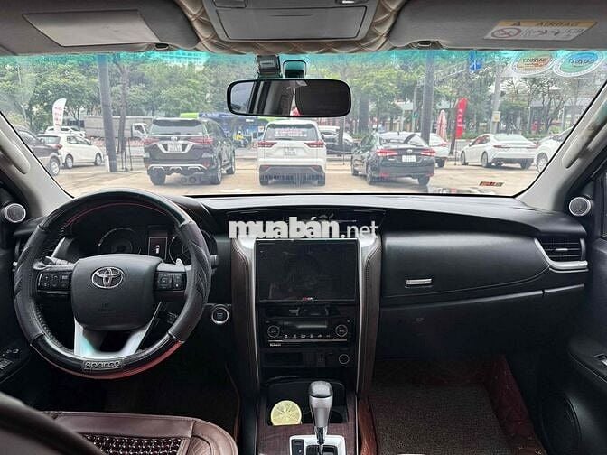 Toyota Fortuner 2018 2.7V 4x2 - 69000 km