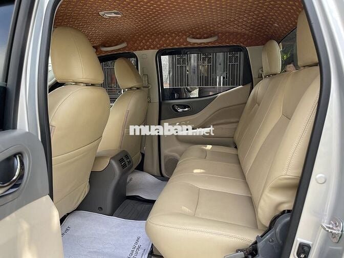 Nissan Navara EL 4x2AT 2016 Xe Gia Đình Cực Đẹp