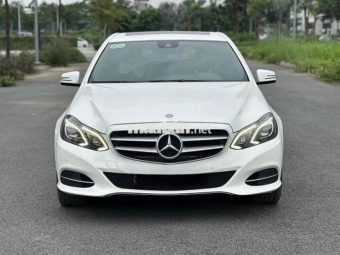 Mercedes benz elass E250 2014 odo 89k km.