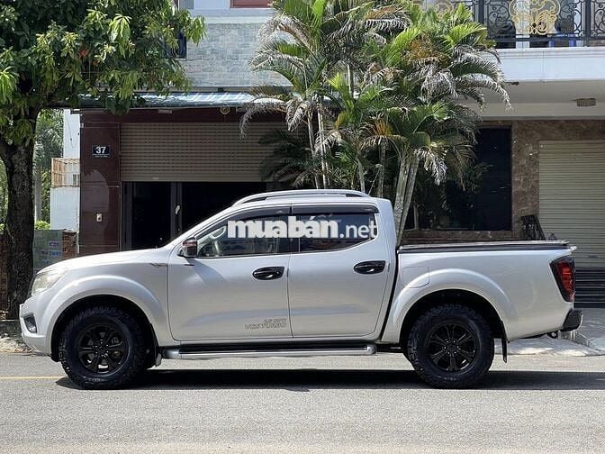 Nissan Navara EL 4x2AT 2016 Xe Gia Đình Cực Đẹp