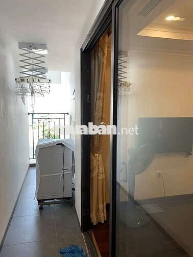 HC Golden - căn 72m2 -  2 ngủ - full đồ