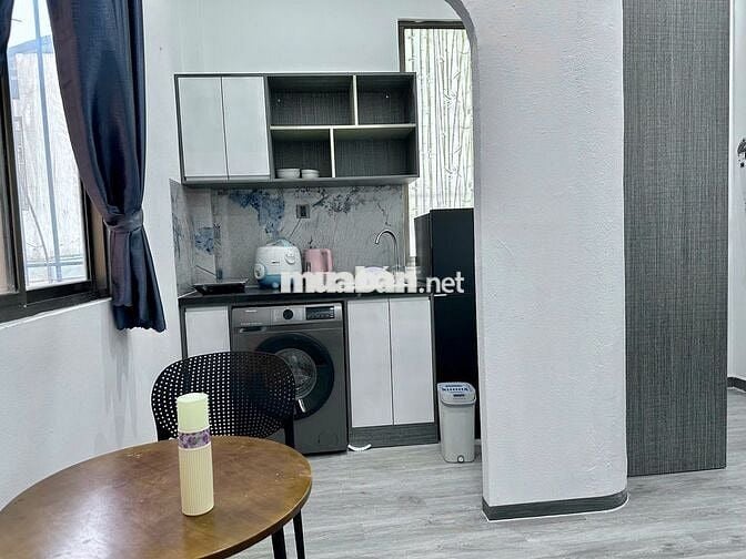 Căn Hộ Tách Bếp  Full nội thất máy giặt riêng ngay Nowzone Đh SG