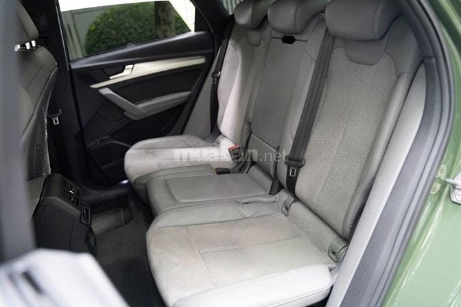 Bán xe Audi Q5, đời 2021, màu Xanh lá, nhập khẩu Đức, giá 1,679 tỷ