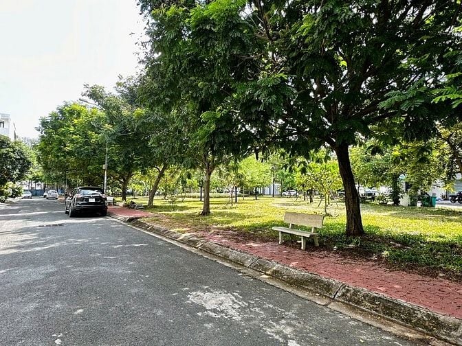 RẺ NHÂT! Bán đất biệt thự An Phú An Khánh, DT8 x 20m. Giá 205tr/ tháng