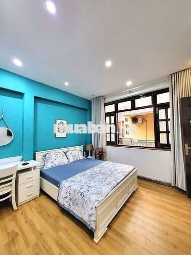 Căn Hộ Thoáng Cho Thuê Ngay phố Nhật Lê Thánh Tôn Q1