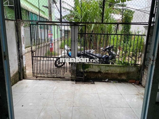 Nhà Gốc 2 mặt tiền 75 mét vuông